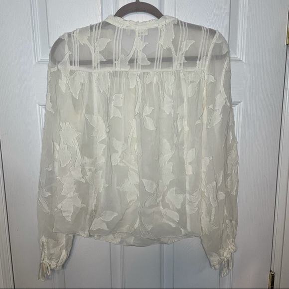 𝅺ARITZIA Wilfred Lourdes Appliqué White Lacey Blouse XS - Picture 6 of 11